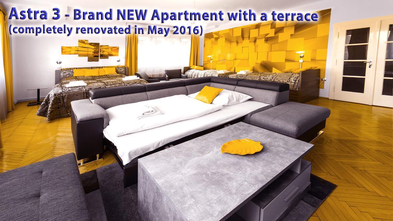 Astra 3 - Large Apartment With Terrace 布拉格 外观 照片